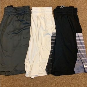 Men’s Nike basketball shorts